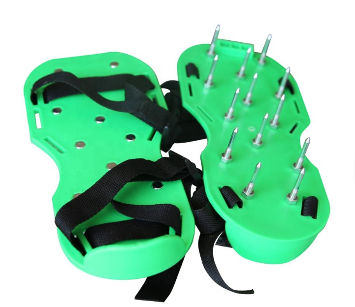 [9021] Spiked Shoes