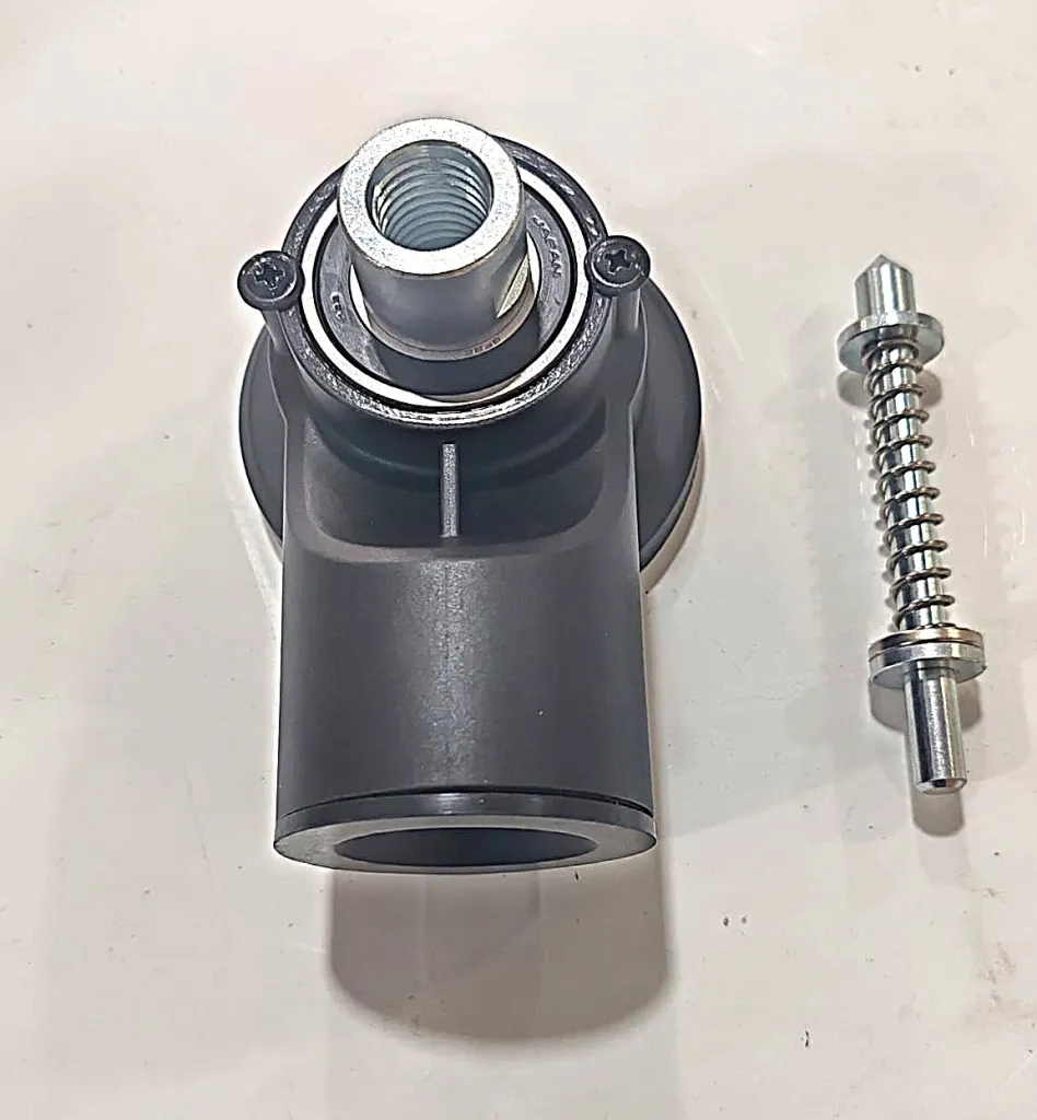 Socket drill dust shroud with centering drill M18-M16