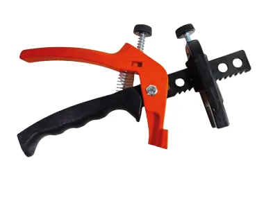 Pliers for tile levelling system