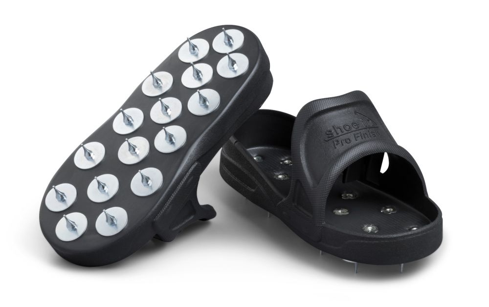 Spiked Shoe - Shoe In Pro Slider Style (M (Medium))