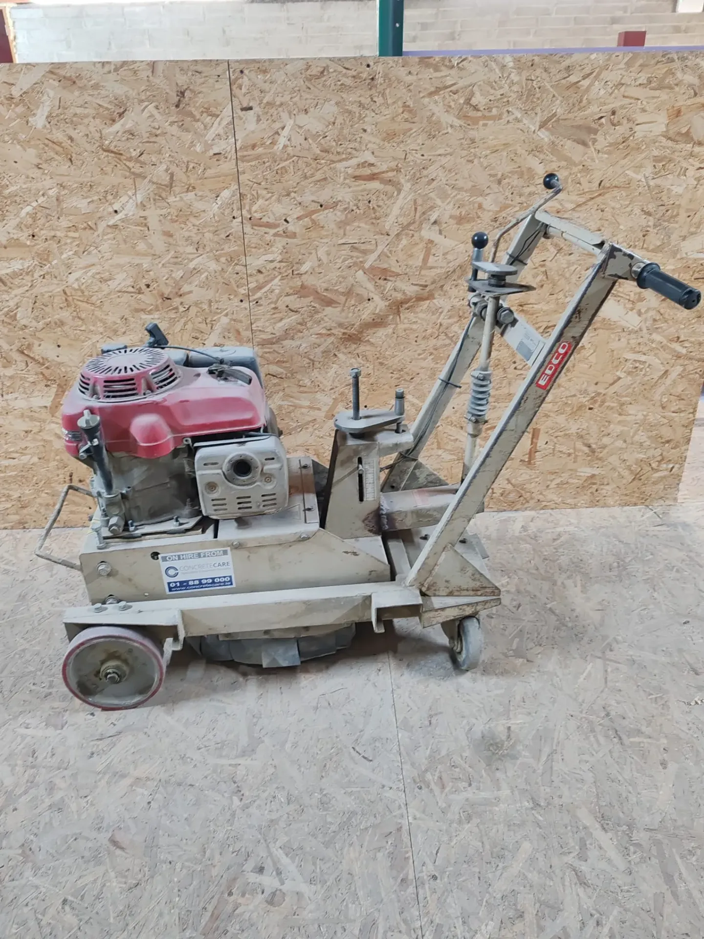 EDCO Petrol 8" Line Remover (Used)