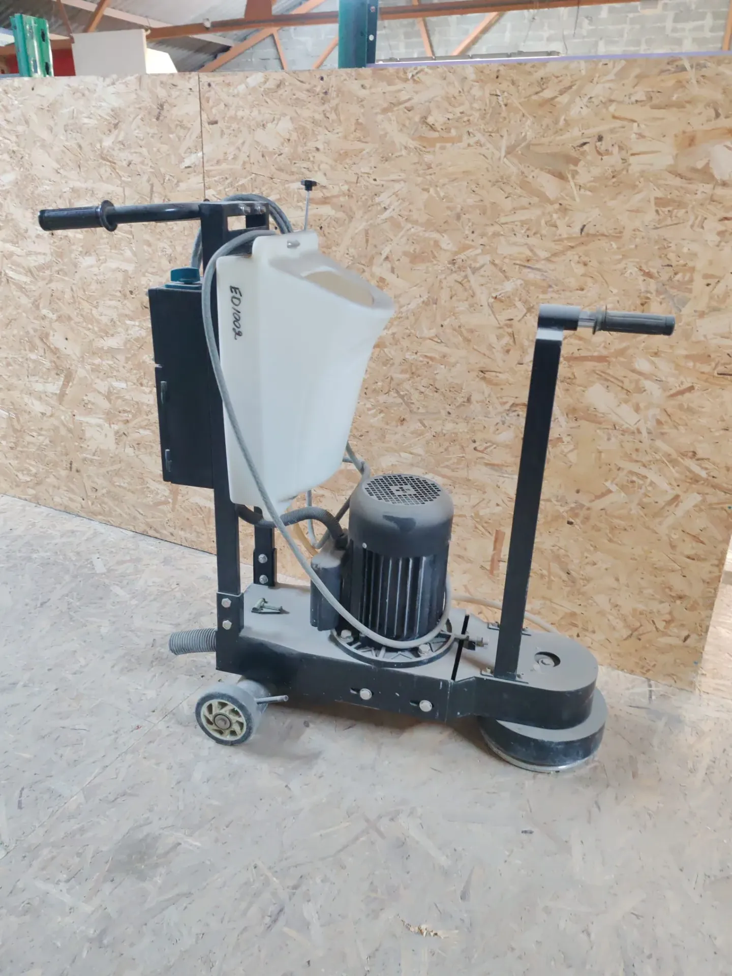 Edge Grinder X20 (Used)